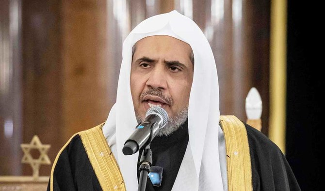 https://www.hindi.awazthevoice.in/upload/news/168872823606_Know_how_Sheikh_Al-Issa_wants_to_connect_East_and_West_3.jpg