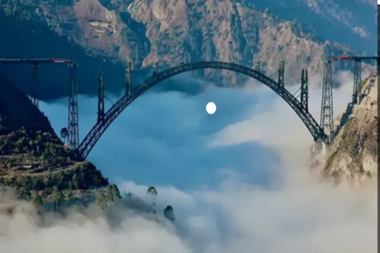 बदलता जम्मू-कश्मीर: दुनिया का सबसे ऊंचा रेल पुल, एशिया की सबसे लंबी सड़क सुरंग पिछले 9 वर्षों में 