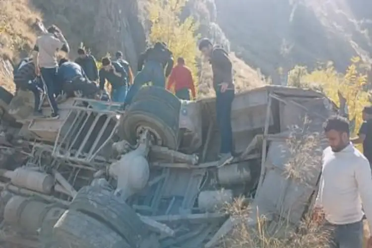 J-K: 5 killed as bus rolls down gorge in Doda village