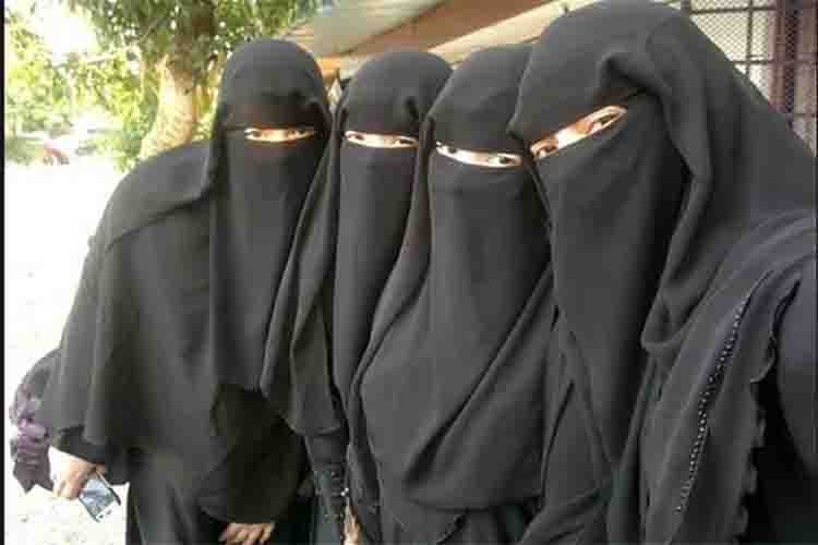 Can Muslims marry four wives in India?