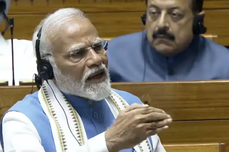 People who danced with the Constitution on their heads could not implement it in Jammu and Kashmir: PM Modi