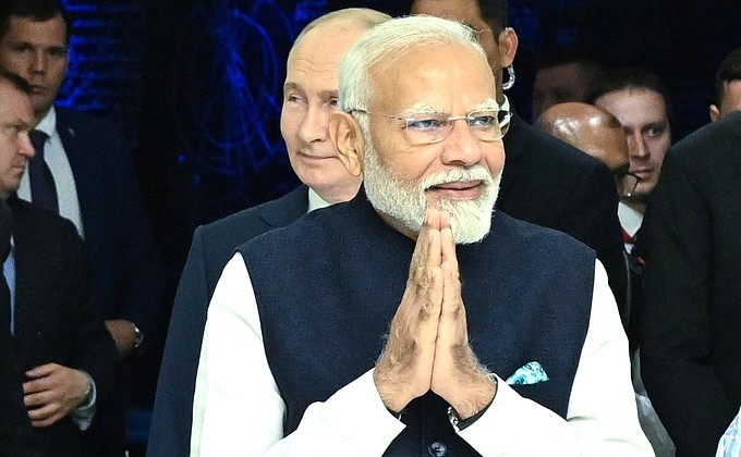 https://www.hindi.awazthevoice.in/upload/news/172105028021_PM_Modi's_Moscow_visit_A_seal_of_'time-tested'_friendship_of_mutual_trust,_military_material,_energy_supplies,_technology_3.jfif