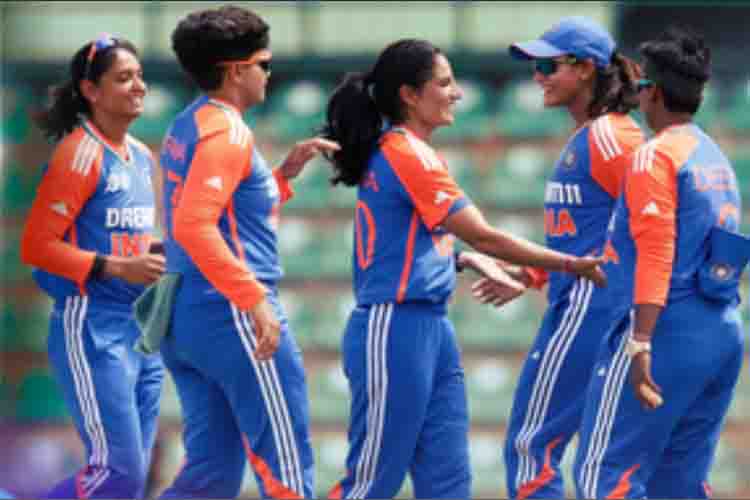 Women's Asia Cup: India's brilliant bowling in the first semi-final, Bangladesh innings restricted to 80 runs