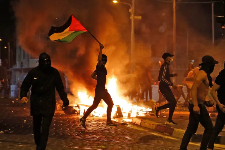 Des-Pardes: Fire on both sides of Israel and unity of Palestinian groups