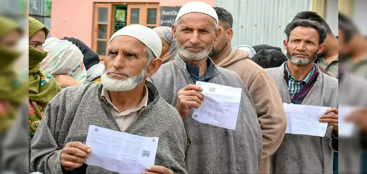 Kashmiri women voters (File)