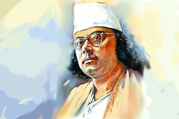 How is Kazi Najrul Islam relevant in building a non-communal country?