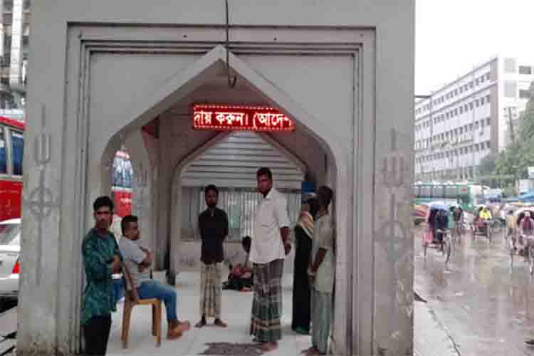 Bangladesh: Devotees mobilize to save Sufi shrines, attacks at several places