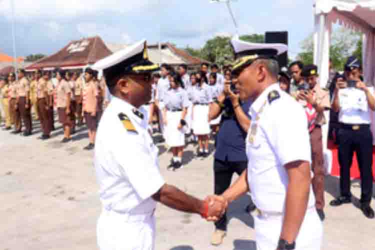 Coast Guard personnel will do yoga in Indonesia