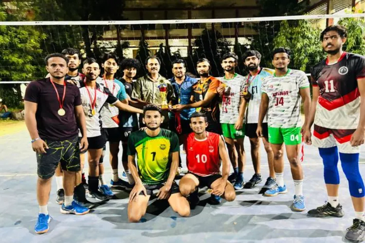 Jamia's flag hoisted in volleyball, defeated Delhi University's team