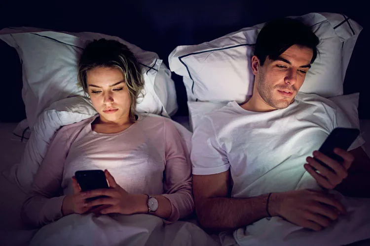 Using mobile phone first thing in the morning is harmful for health