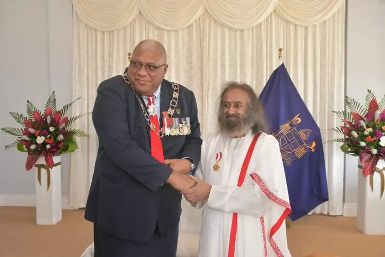 Republic of Fiji honours Sri Sri Ravi Shankar with its highest Civilian Award