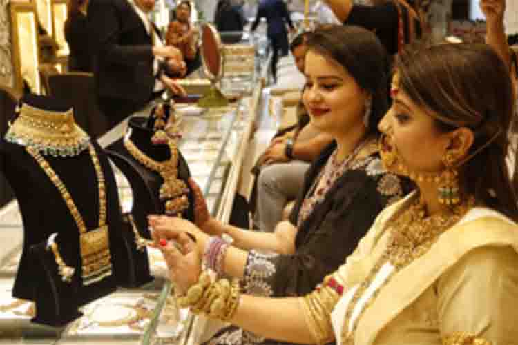 Indians bought 248 tonnes of gold between July and September