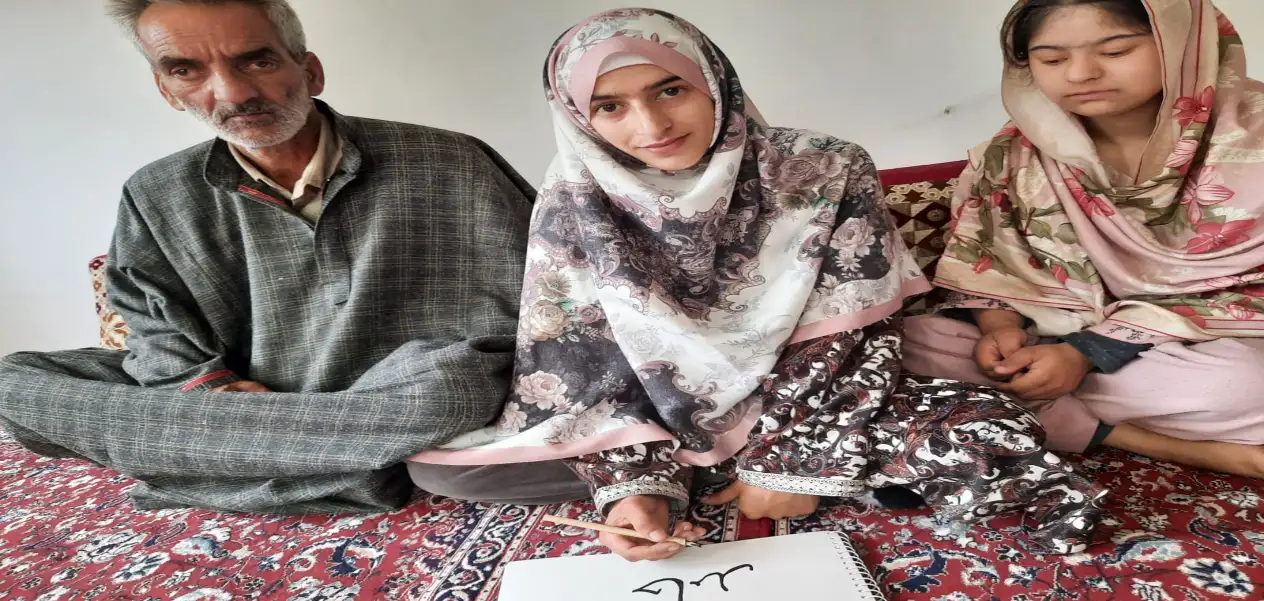 Anantnag girl makes it to “Mann Ki Baat” for calligraphy skill