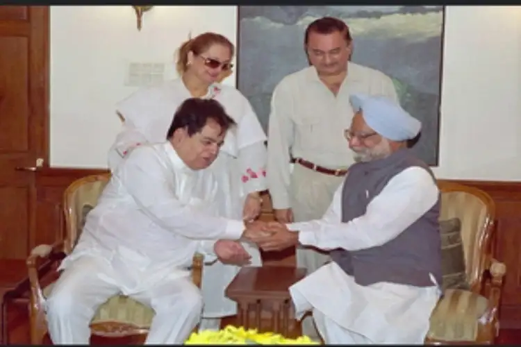 Saira Banu recalls when former PM Manmohan Singh personally welcomed Dilip Kumar