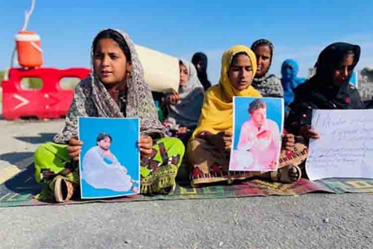 Balochs abducted, victim families threaten to block CPEC road indefinitely