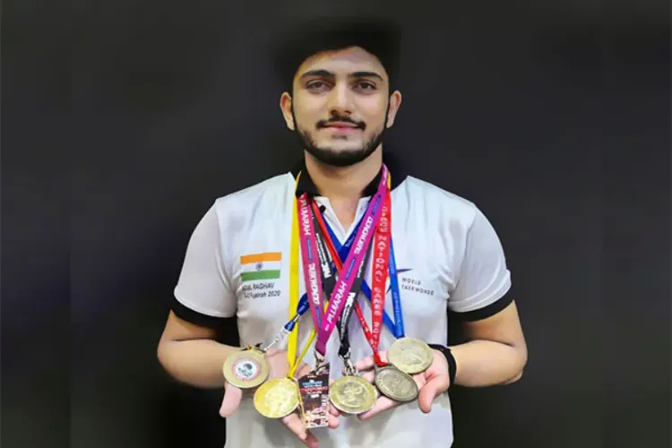 International Taekwondo athlete Atul Raghav of Jamia Millia Islamia becomes Vision Pitch Presentation Champion