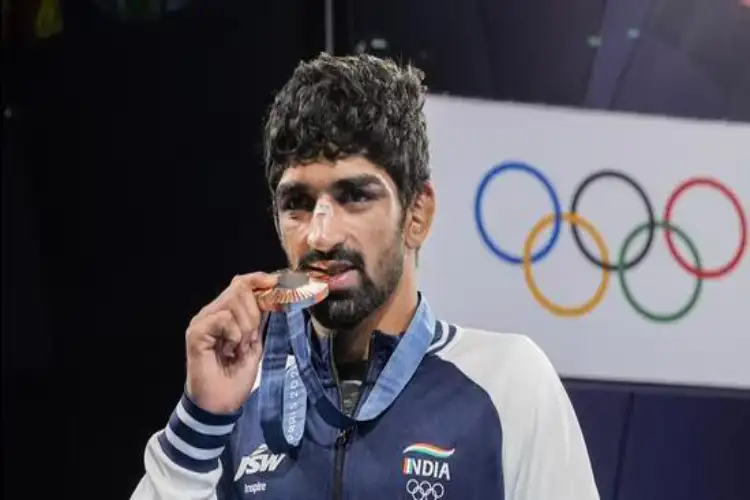 'Colour has started fading..': Wrestler Aman to complain to IOC over 'faulty' Olympic medal