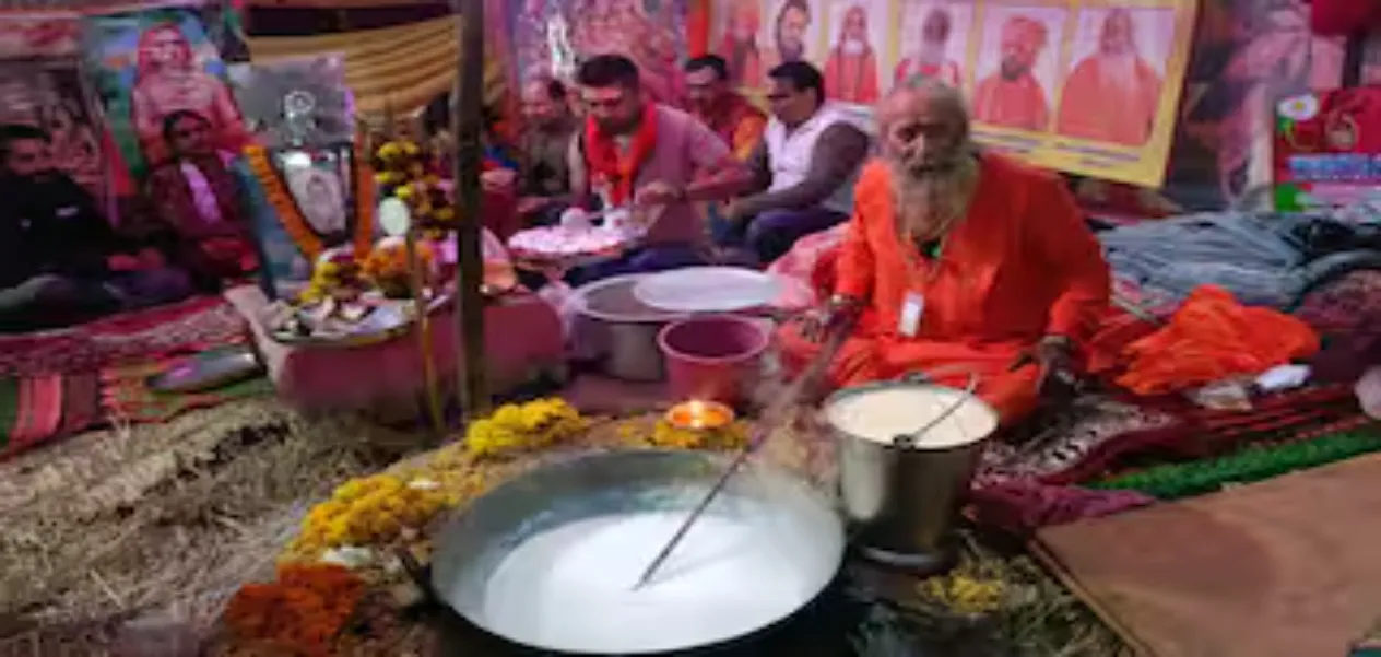 Maha Kumbh 2025: Rabdi Baba is popular among the devotees