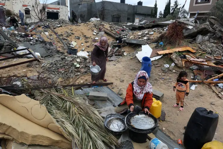 We are assessing the damage in Gaza, providing help to civilians: UN