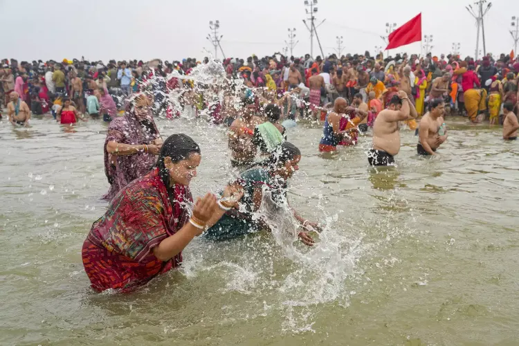 Over 5.51 million devotees take holy dip at Sangam during Maha Kumbh