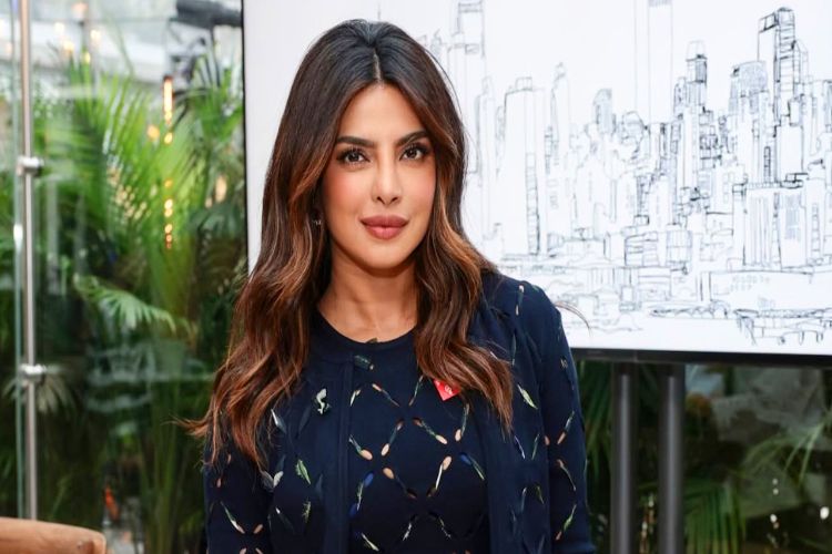 Priyanka claims, men are also victims of 'casting couch' in Bollywood