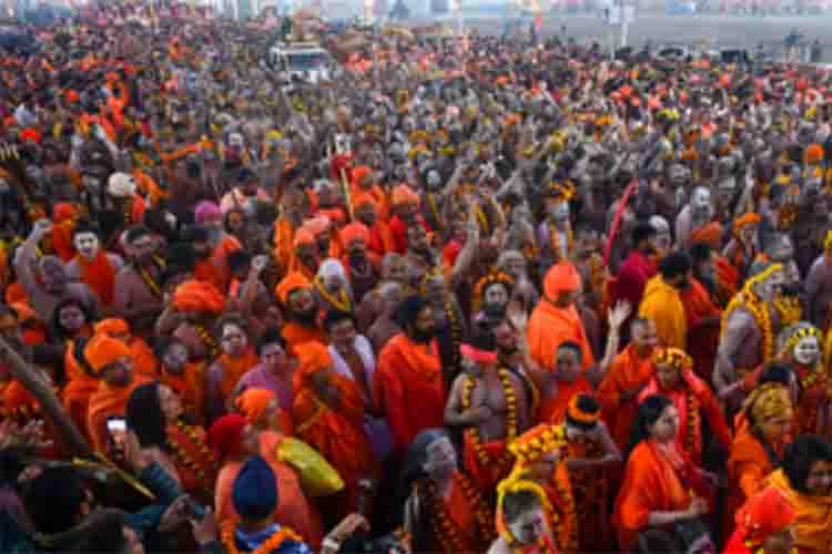 A sea of ​​faith thronged the Maha Kumbh, the number of bathers crossed 35 crores