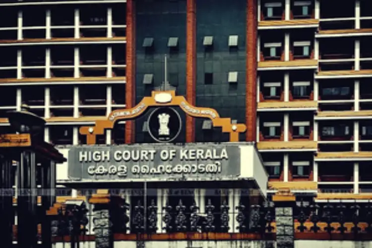 Kerala transgender man approaches HC to preserve his eggs