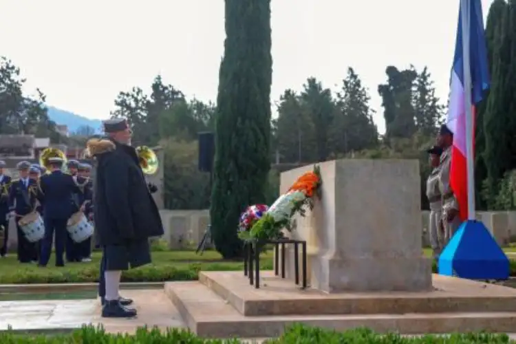 PM Modi, French President Macron pay tribute to Indian soldiers at Marseilles War Cemetery