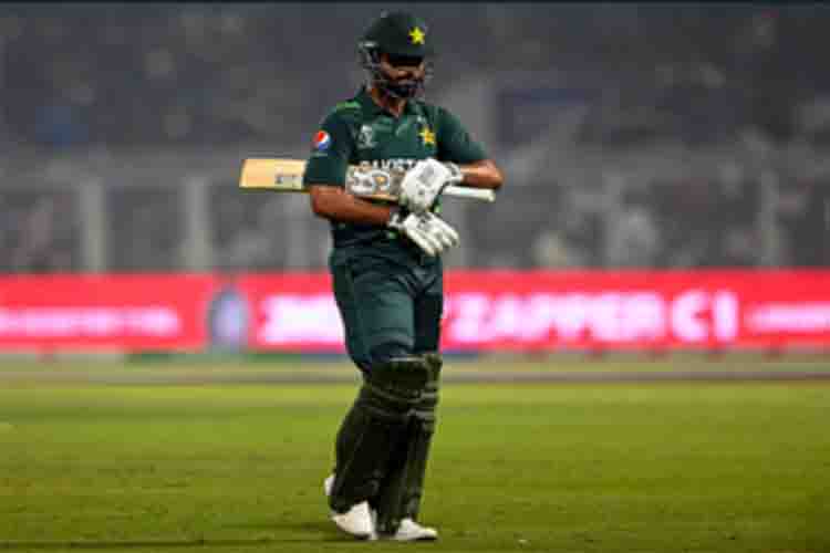 Fakhar Zaman suffers muscle sprain, being examined