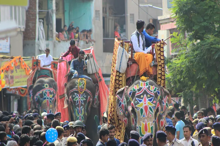 Ahmedabad: City tour of Goddess Bhadrakali started after 614 years