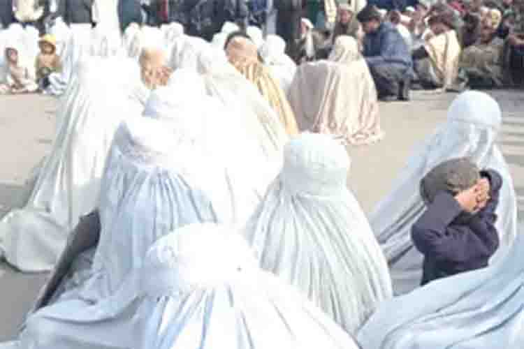 Women protest over gas loadshedding