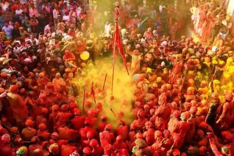 'Budhwa Mangal' is celebrated in Kashi after Holi, Shivanagari is filled with songs, gulal and happiness